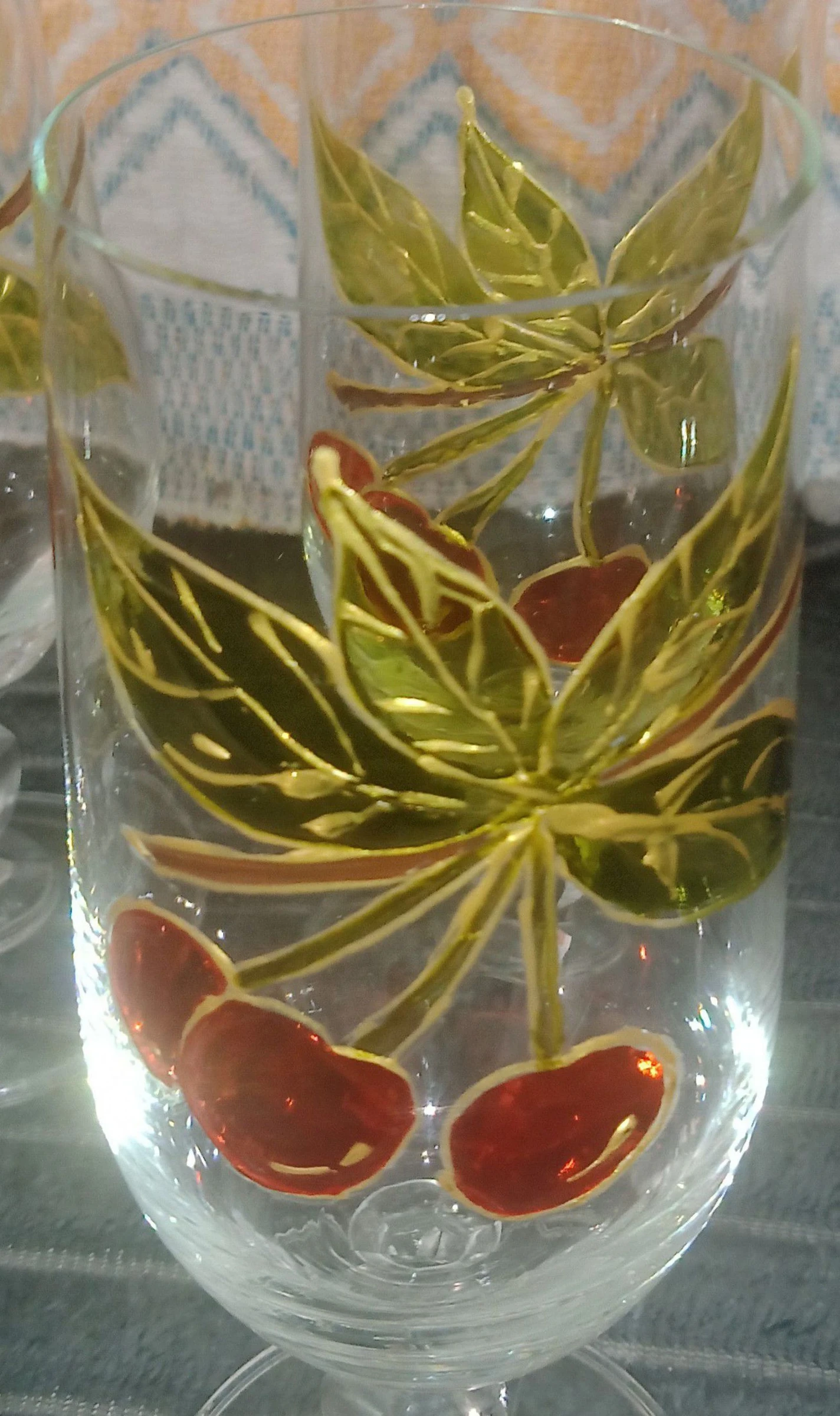 Hand-Decorated Champagne Glass – photo 2